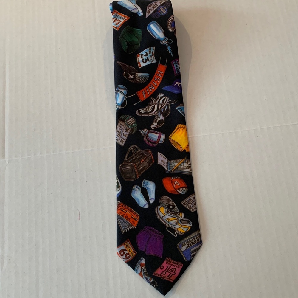 Un-Tied Inc Appleton WI Men’s Track Coach Suit Neck Tie 4"W 54"L